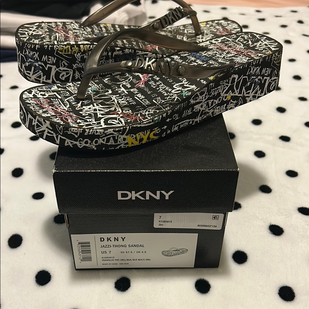 DKNY Black and White Jazz Thong Sandals